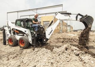 Mini încărcătoare Bobcat S530