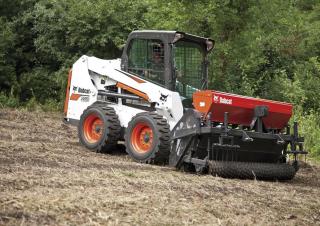 Mini încărcătoare Bobcat S550