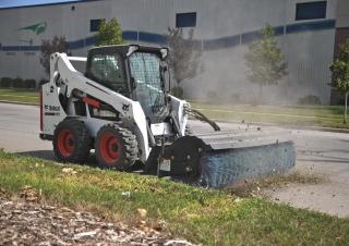 Mini încărcătoare Bobcat S570