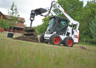 Mini încărcătoare Bobcat S590