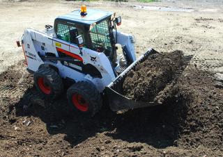 Mini încărcătoare Bobcat S630