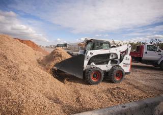 Mini încărcătoare Bobcat S770