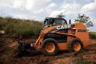 Mini încărcătoare Case SR 220