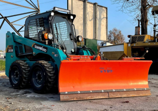 Mini încărcătoare Sunward SWL2830 