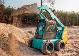 Mini încărcătoare Sunward SWL3230 