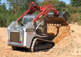 Mini încărcătoare Takeuchi TL 12 R2