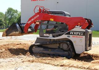 Mini încărcătoare Takeuchi TL 12 V2