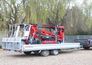 Nacele cu braț articulat Nacele cu braț articulat pe șenile Hinowa Lightlift 13.70 Performance IIIS