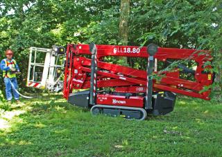 Nacele cu braț articulat Nacele cu braț articulat pe șenile Hinowa Lightlift 18.80 Performance IIIS