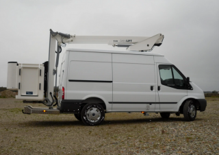 Nacele telescopice Nacele telescopice montate pe camion Danilift P140V