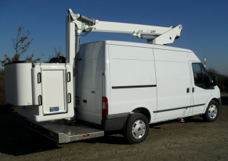 Nacele telescopice Nacele telescopice montate pe camion Danilift P140V