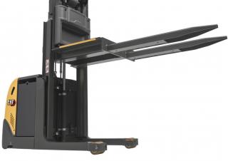 Order pickers (preparatoare de comenzi) Caterpillar NOL10P 