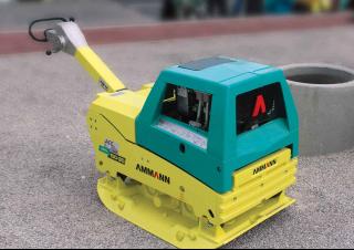 Plăci compactoare Plăci compactoare reversibile Ammann APH 100-20 Totmann