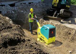 Plăci compactoare Plăci compactoare reversibile Ammann APH 110-95