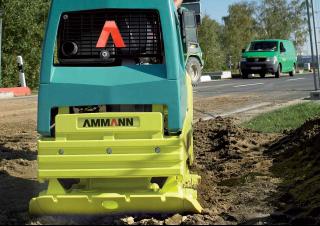 Plăci compactoare Plăci compactoare reversibile Ammann APH 6530 eStart