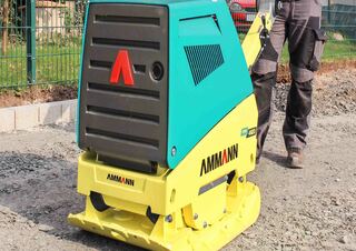 Plăci compactoare Plăci compactoare reversibile Ammann APR 4920
