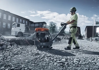 Plăci compactoare Plăci compactoare reversibile Husqvarna LG 164