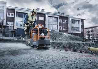 Plăci compactoare Plăci compactoare reversibile Husqvarna LG 300