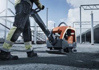 Plăci compactoare Plăci compactoare reversibile Husqvarna LG 400