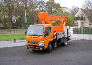 Nacele cu braț articulat Nacele cu braț articulat montate pe trailer Blumenbecker - Hubmeister® HM 16 TKI
