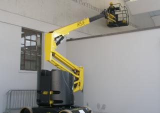 Nacele cu braț articulat Nacele cu braț articulat pe roți AIRO A15 JE