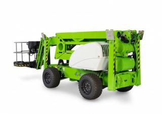 Nacele cu braț articulat Nacele cu braț articulat pe roți Niftylift SD64 4x4x4