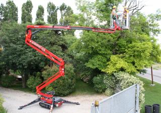 Nacele cu braț articulat Nacele cu braț articulat pe șenile Hinowa Lightlift 17.75 Performance IIIS MK3