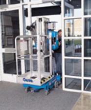 Nacele telescopice Nacele verticale cu un singur catarg Genie AWP 25 S