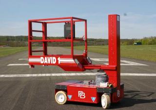 Nacele de tip foarfecă Platforme de ridicare de tip foarfecă pe roți PB David 1 PB 75 V