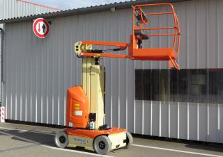 Nacele telescopice Nacele verticale cu un singur catarg JLG-Toucan Toucan 8E-L