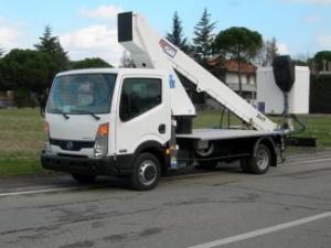Nacele telescopice Nacele telescopice montate pe camion GSR E200T Basic