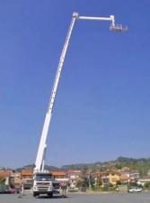Nacele telescopice Nacele telescopice montate pe camion Multitel J 2 365 TA