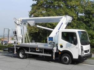 Nacele telescopice Nacele telescopice montate pe camion Multitel MJ 201