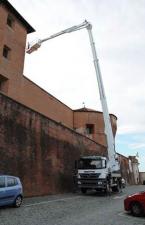 Nacele telescopice Nacele telescopice montate pe camion Multitel MJ 320