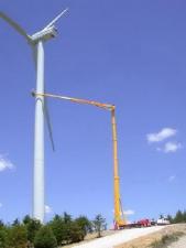Nacele telescopice Nacele telescopice montate pe camion Bronto Skylift S 104 HLA