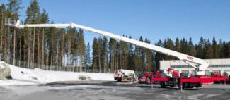 Nacele telescopice Nacele telescopice montate pe camion Bronto Skylift S 65 XR