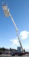 Nacele telescopice Nacele telescopice montate pe camion Bronto Skylift S 65 XR