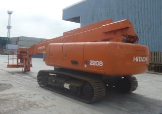 Nacele telescopice Nacele telescopice pe șenile Hitachi HX 220 B