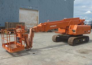 Nacele telescopice Nacele telescopice pe șenile Hitachi HX 220 B