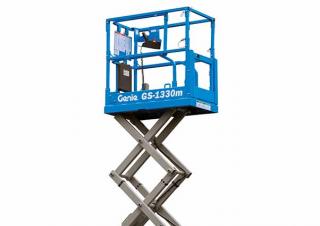 Nacele de tip foarfecă Platforme de ridicare de tip foarfecă pe roți Genie GS-1330