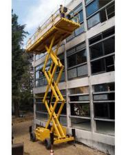 Nacele de tip foarfecă Platforme de ridicare de tip foarfecă pe roți Haulotte H15 SX