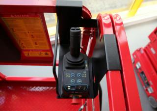 Nacele de tip foarfecă Platforme de ridicare de tip foarfecă pe roți PB PB ECo S120-12EC