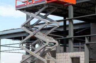 Nacele de tip foarfecă Platforme de ridicare de tip foarfecă pe roți Skyjack SJ 8841