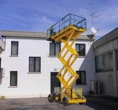 Nacele de tip foarfecă Platforme de ridicare de tip foarfecă pe roți AIRO XL 11 E
