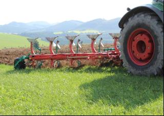 Pluguri Kverneland EG 100/200