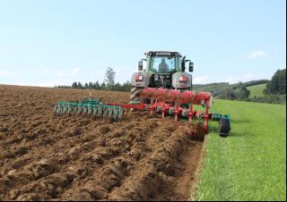 Pluguri Kverneland EG 100/200