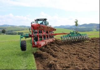 Pluguri Kverneland EG 85/300