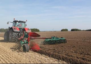 Pluguri Kverneland LB 100/300