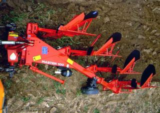 Pluguri Kuhn Master 103 4 NSH