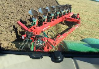 Pluguri Kverneland PN 100